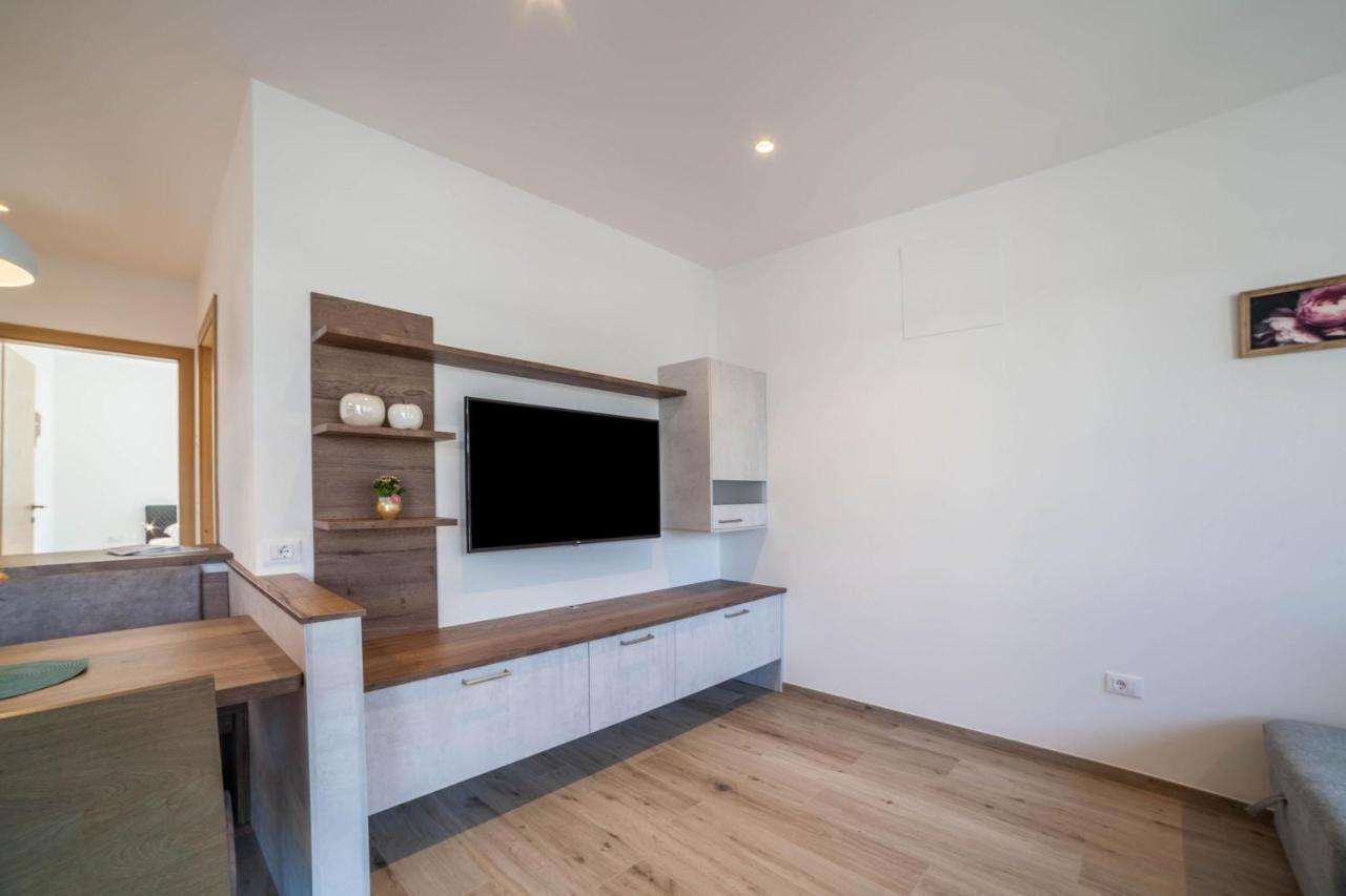 City Apartment Flora เมราโน ภายนอก รูปภาพ